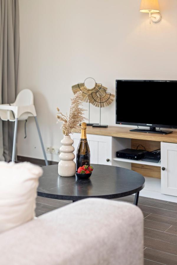 Flat Marthe Apartment ซินท์-อีเดสบาลด์ ภายนอก รูปภาพ